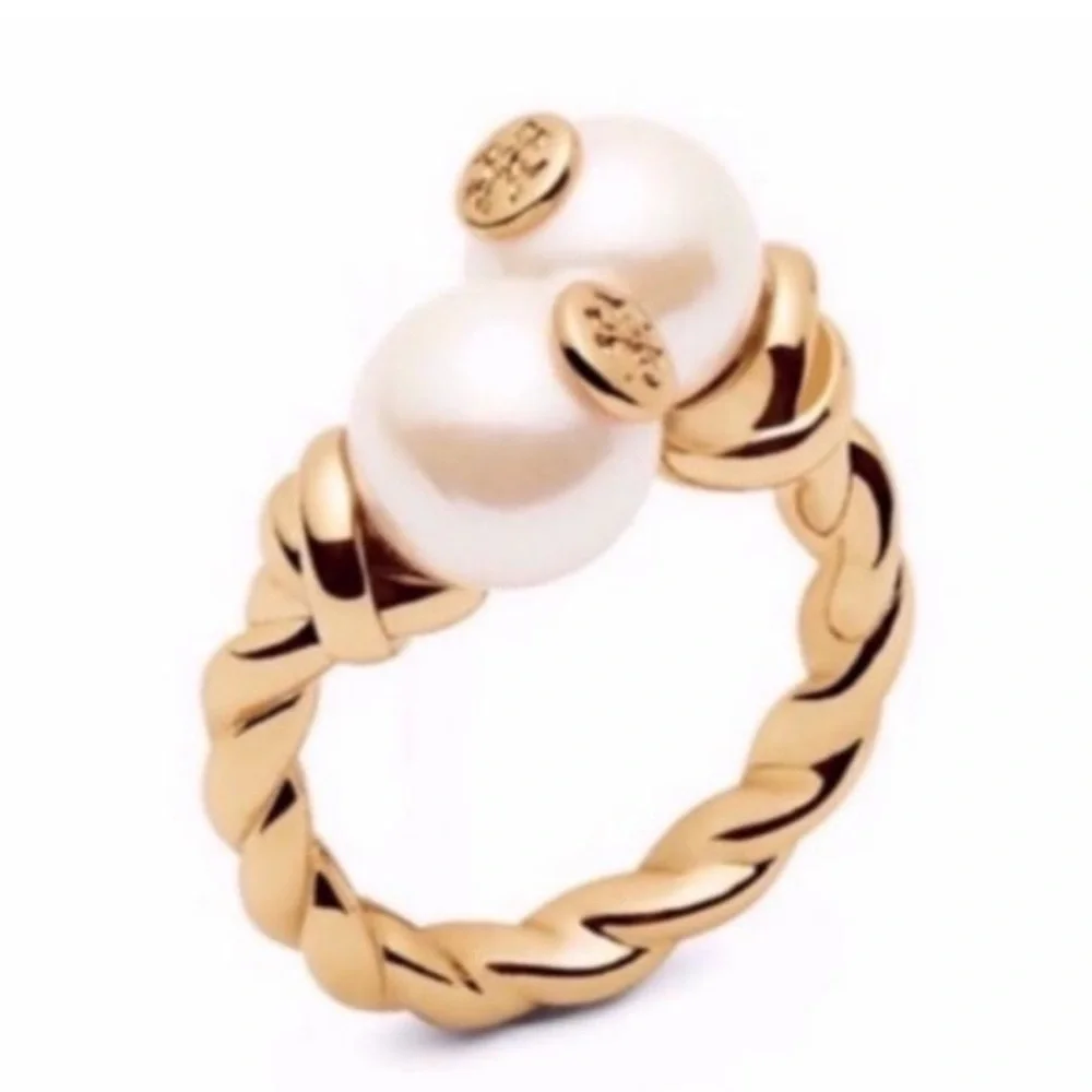 Designers Brands For Customers That Love To Wear Casual and Elegant Accessories;